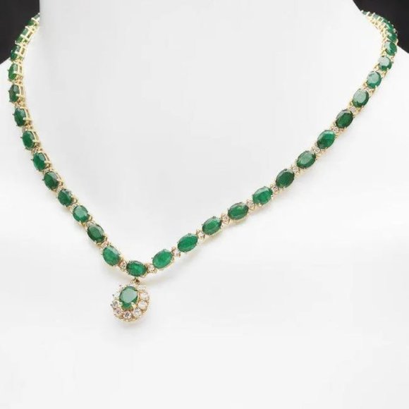 26.00Ct Natural Emerald and Diamond 14K Solid Yellow Gold Necklace - Picture 4 of 4